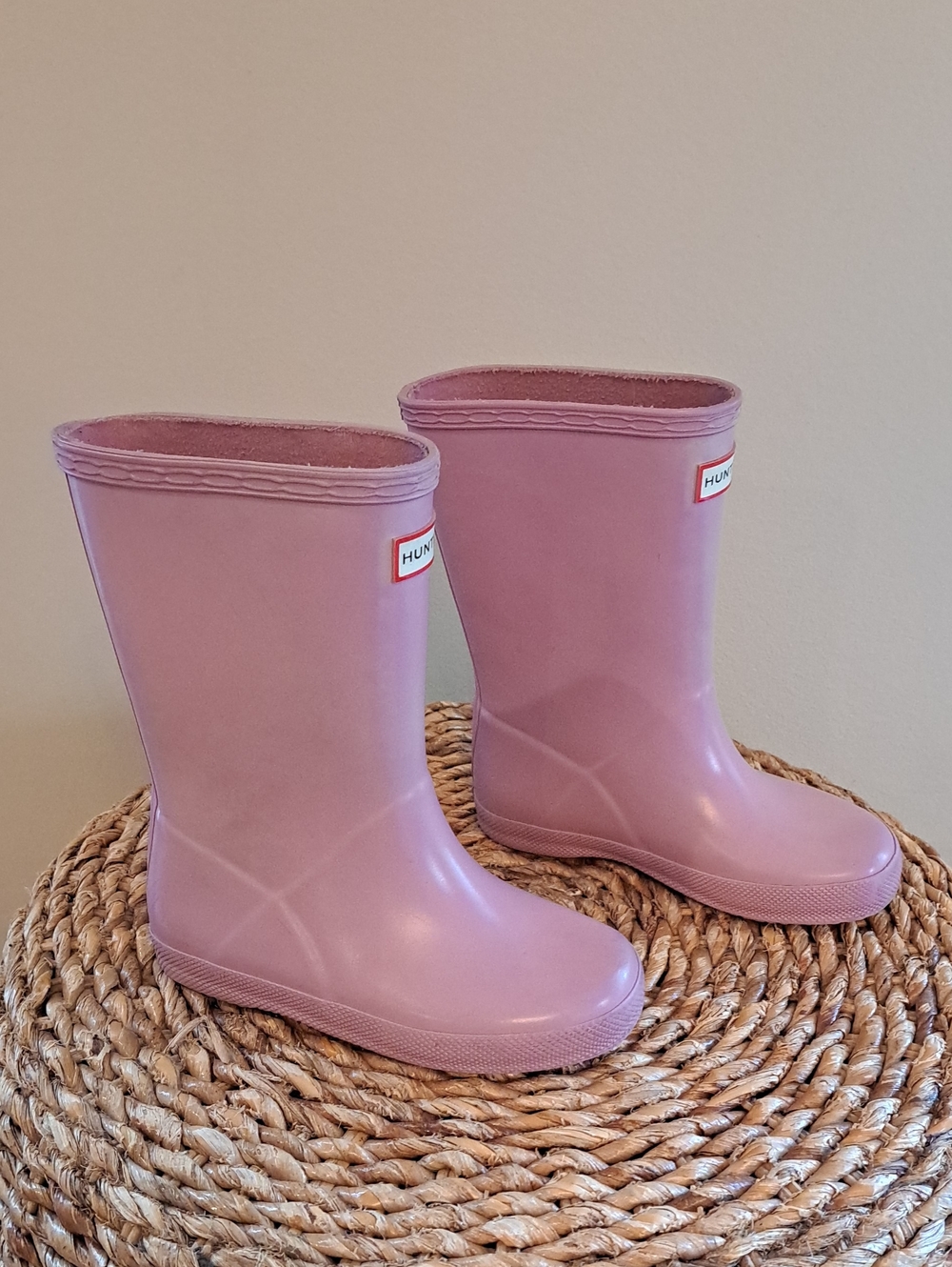 Hunter Youth Girls Classic Pink Waterproof Rubber Mid Calf Rain Wellie Boots 12